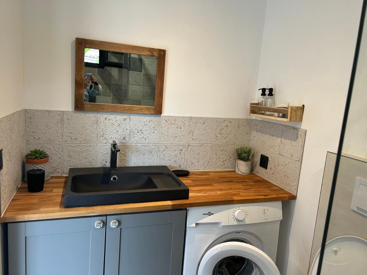 Charmant Studio Dans Villa - Jardin Privatif . La Seyne-sur-Mer Exteriér fotografie